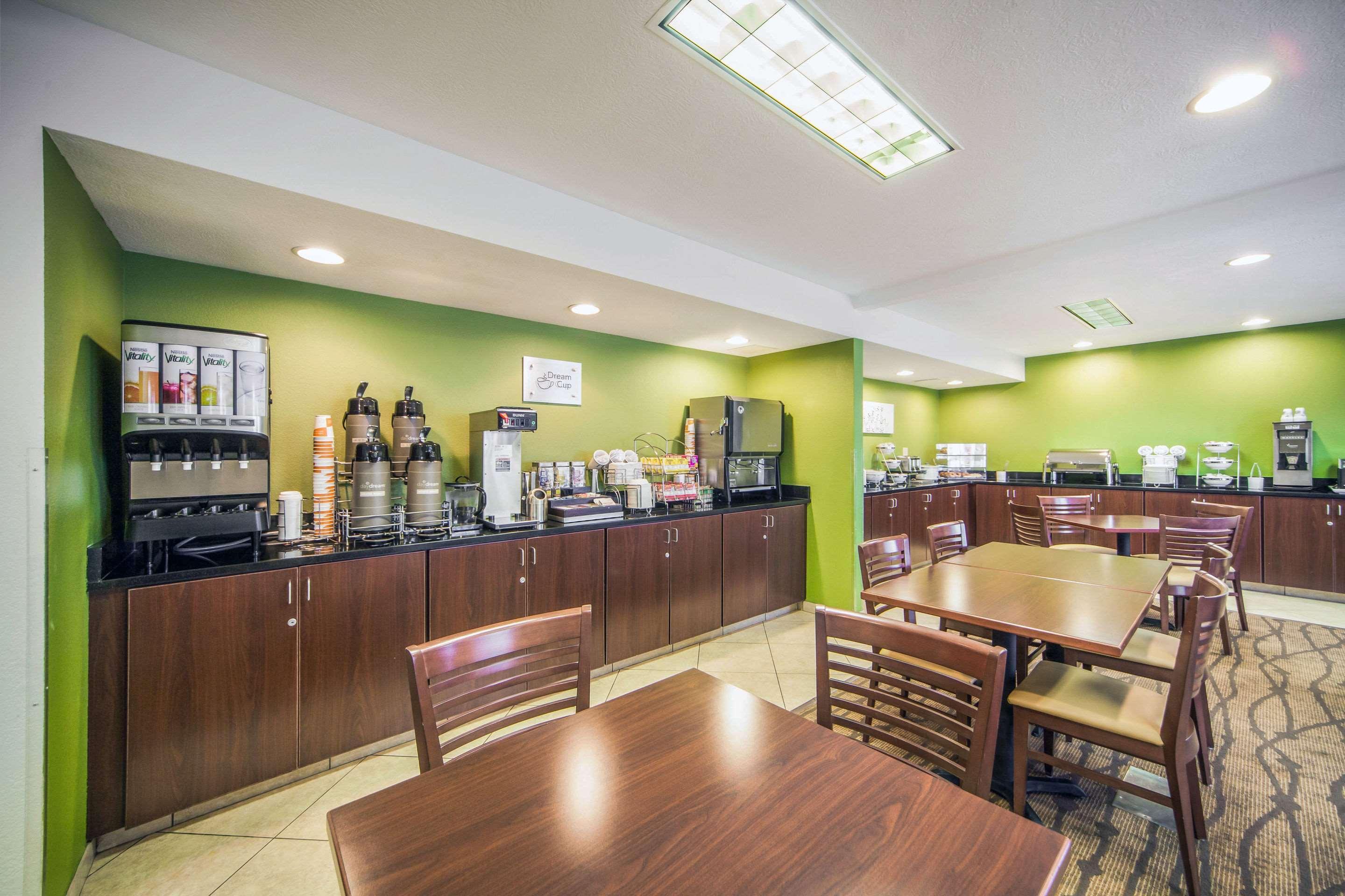 Sleep Inn & Suites Columbus Buitenkant foto