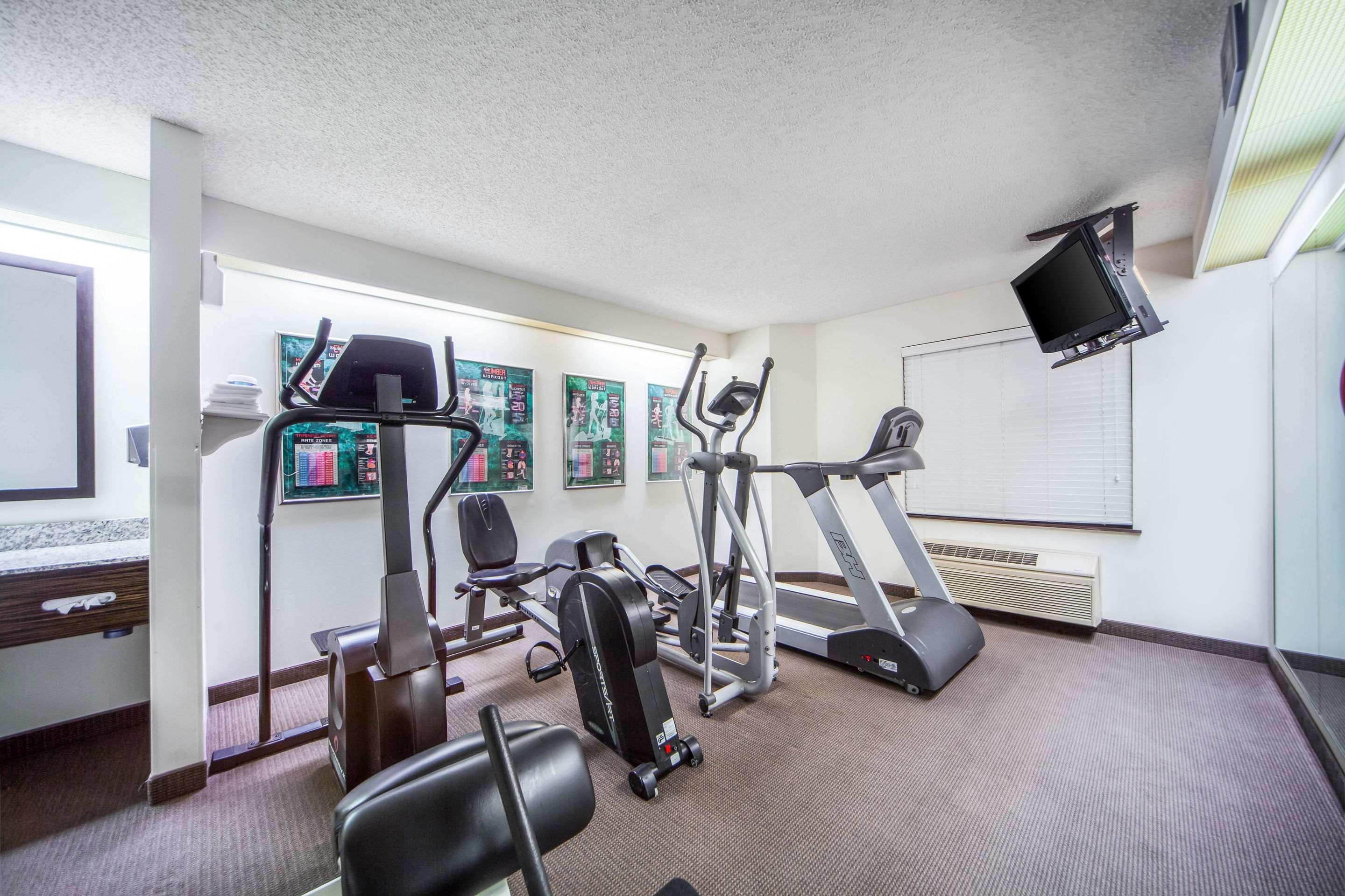 Sleep Inn & Suites Columbus Buitenkant foto