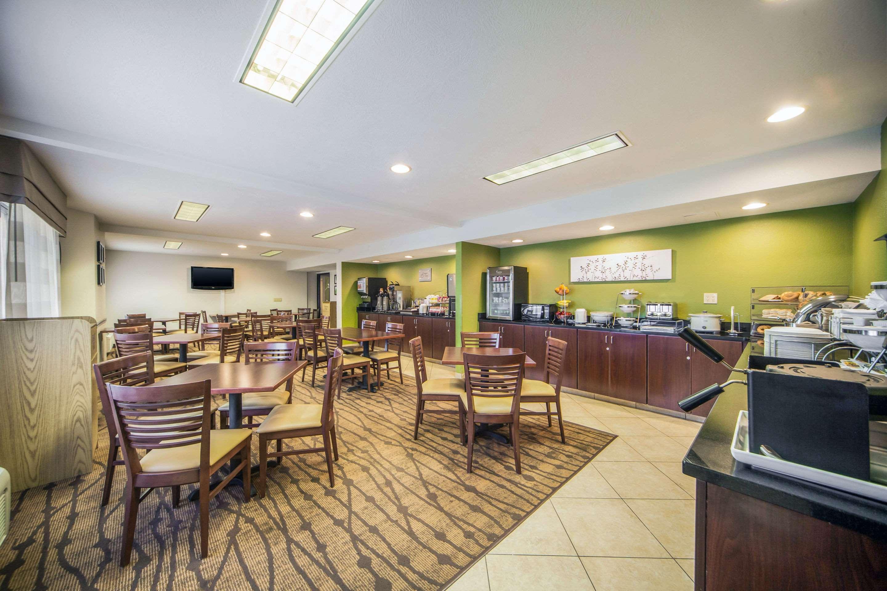 Sleep Inn & Suites Columbus Buitenkant foto