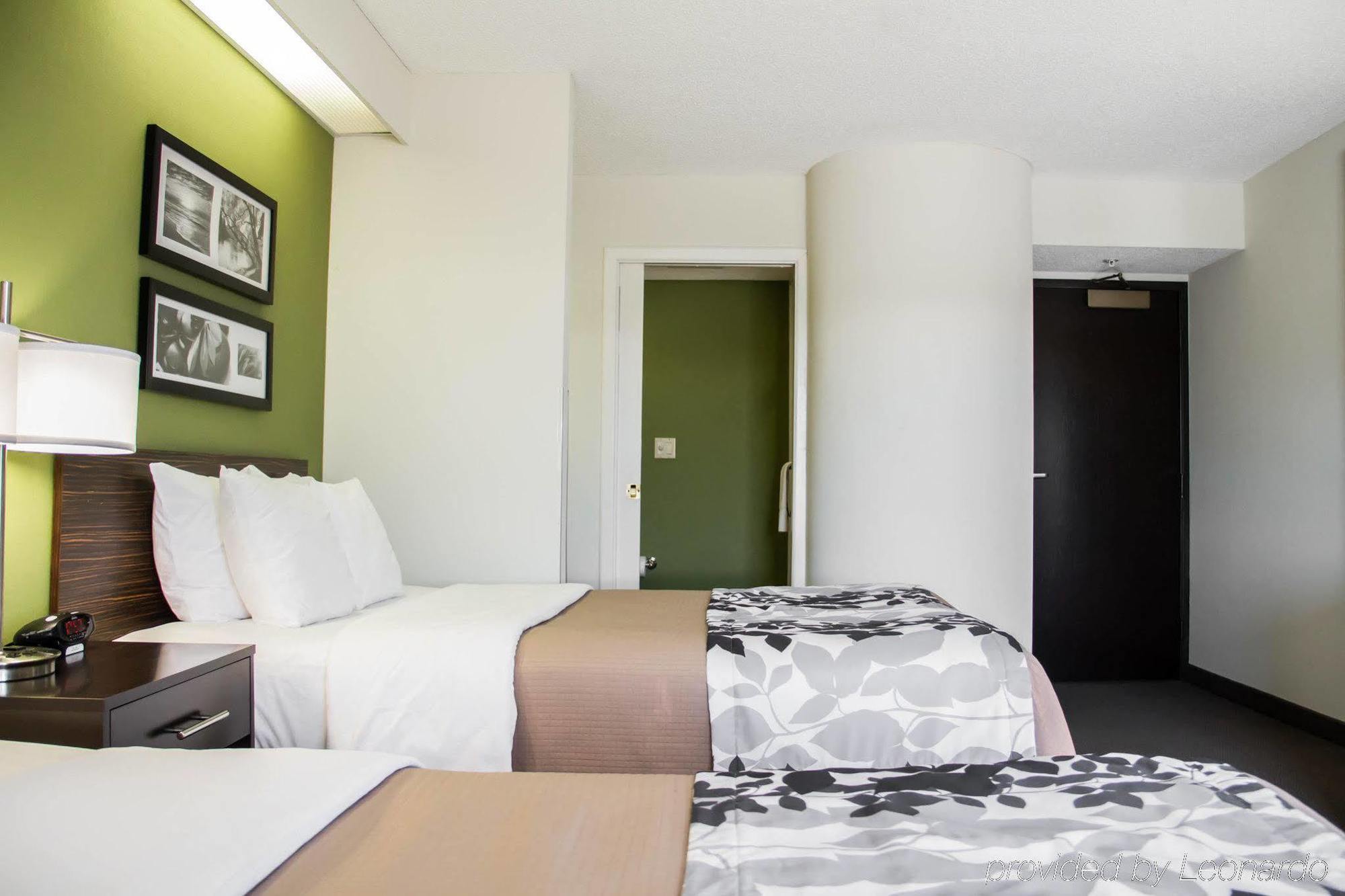 Sleep Inn & Suites Columbus Buitenkant foto